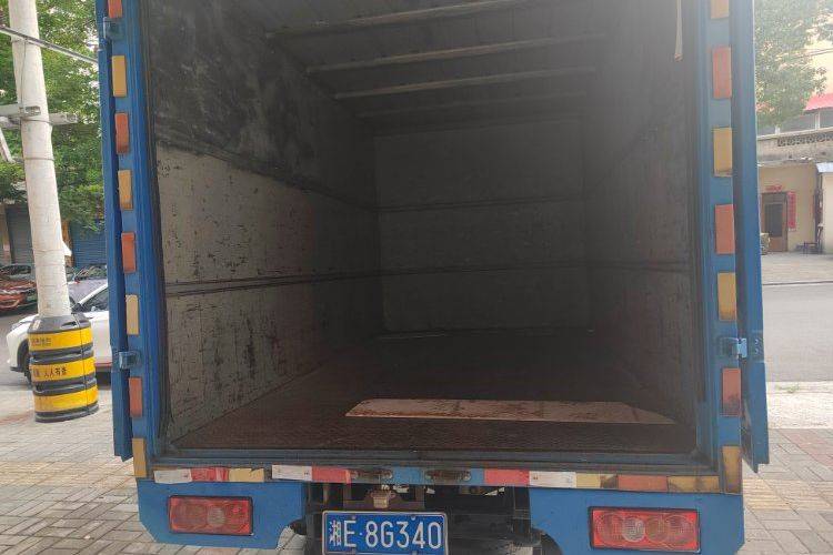 二手江铃汽车 146马力 载货车