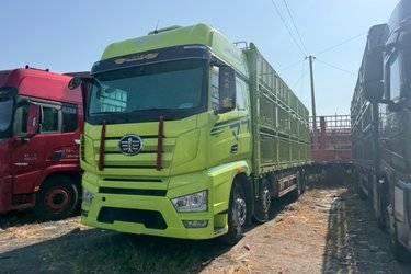 二手畜禽运输车 一汽解放 解放J6P
