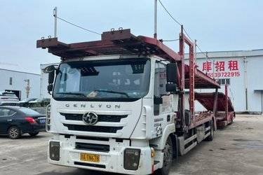 二手上汽红岩 杰狮M500重卡 290马力 4X2牵引车(国五) 单桥 上菲红二手牵引车 黄牌图片