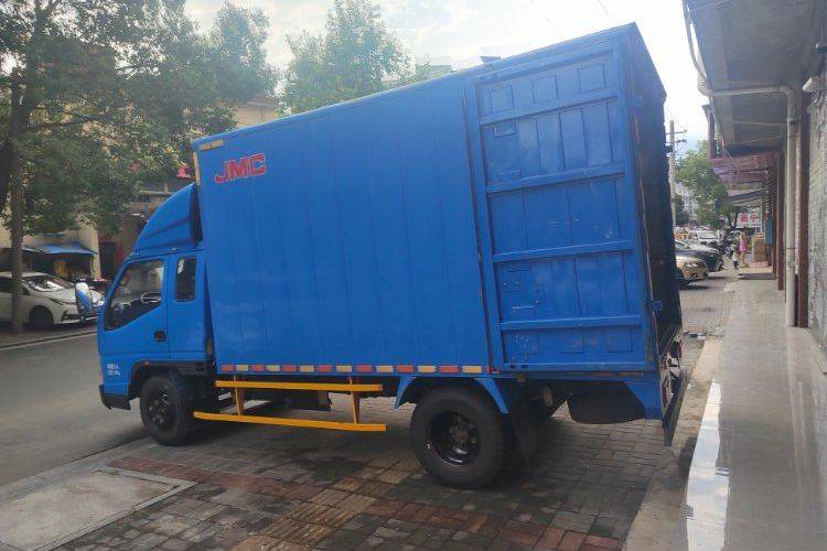 二手江铃汽车 146马力 载货车