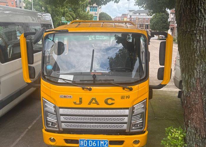 二手江淮骏铃 160马力 载货车