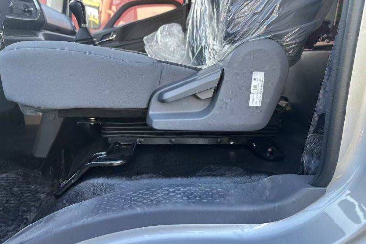二手江铃汽车 152马力 载货车
