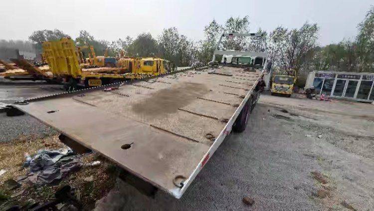 中燕汽车 220马力 专用车