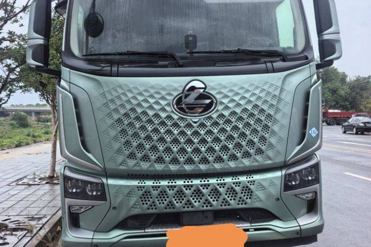 二手东风柳汽乘龙 500马力 牵引车