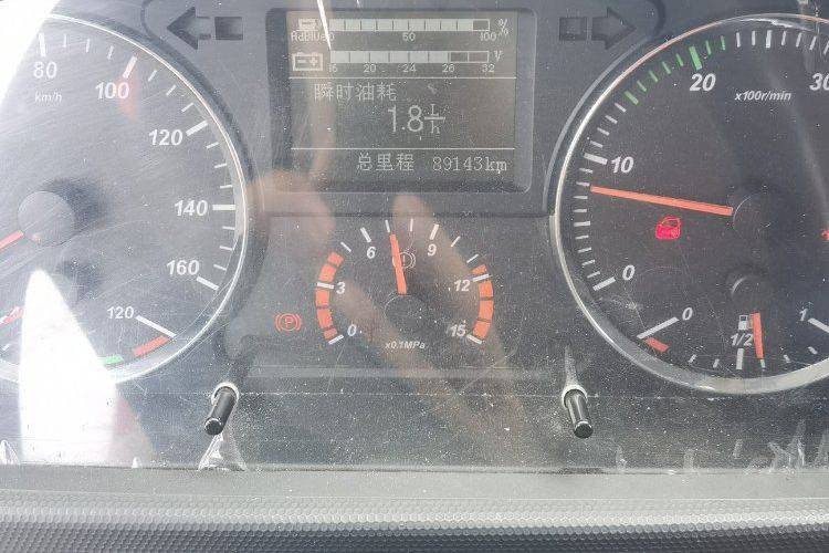 二手一汽解放轻卡 160马力 载货车