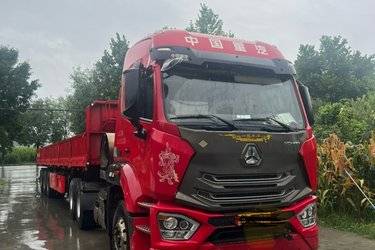 二手中国重汽 豪瀚N7G重卡 标运版 440马力 6X4 LNG牵引车(国六) 双驱 曼二手牵引车 黄牌图片