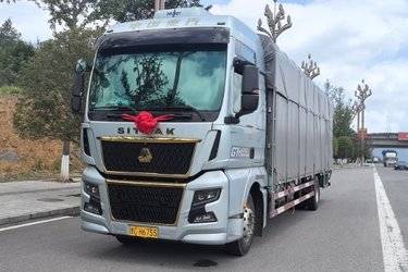 二手中国重汽 汕德卡SITRAK G7H 350马力 6X2 9.6米AMT自动档仓栅式载货车(国六) 单桥 曼二手载货车 黄牌