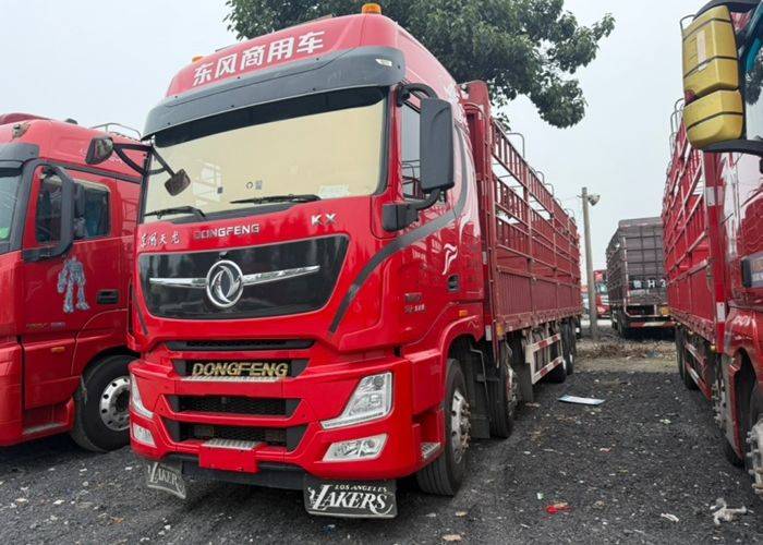 二手东风商用车 560马力 载货车