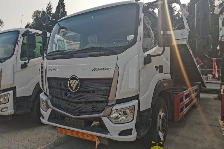 福田欧马可 170马力 专用车
