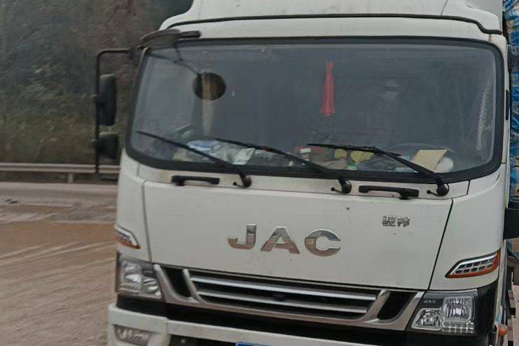 二手江淮骏铃 170马力 载货车