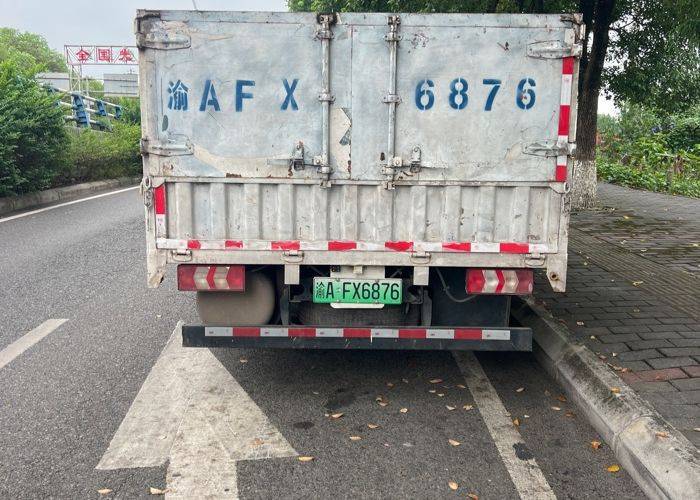 二手江淮骏铃 130马力 载货车