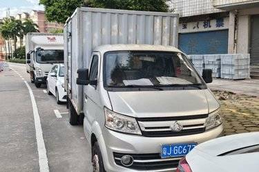 二手长安跨越王X5 舒适版 1.6L 122马力 3.585米单排厢式小卡(国六) 单桥 重庆长安二手载货车 蓝牌图片