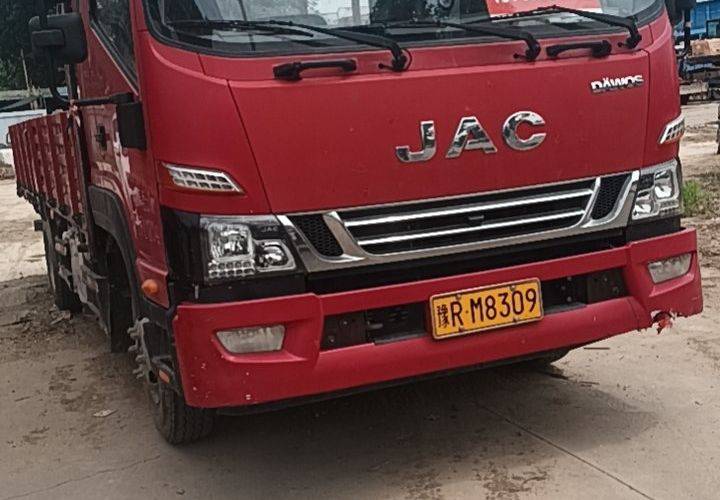 二手江淮德沃斯 170马力 载货车