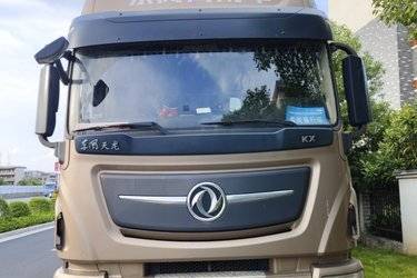 二手东风商用车 天龙旗舰KX 2019款标准版 520马力 6X4牵引车(国五) 双驱 东风康明斯二手牵引车 黄牌图片