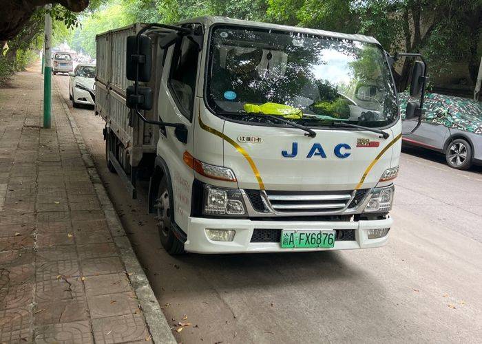 二手江淮骏铃 132马力 载货车