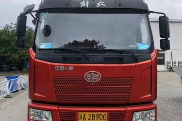二手一汽解放 J6L中卡 240马力 6X2 7.7米仓栅式载货车(国五) 前四后四 一汽解放二手载货车 黄牌图片