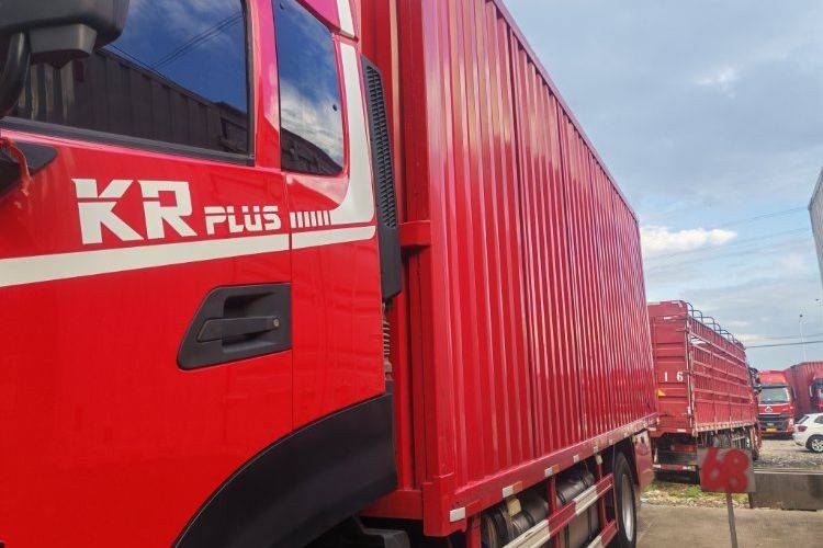 二手东风商用车 290马力 载货车