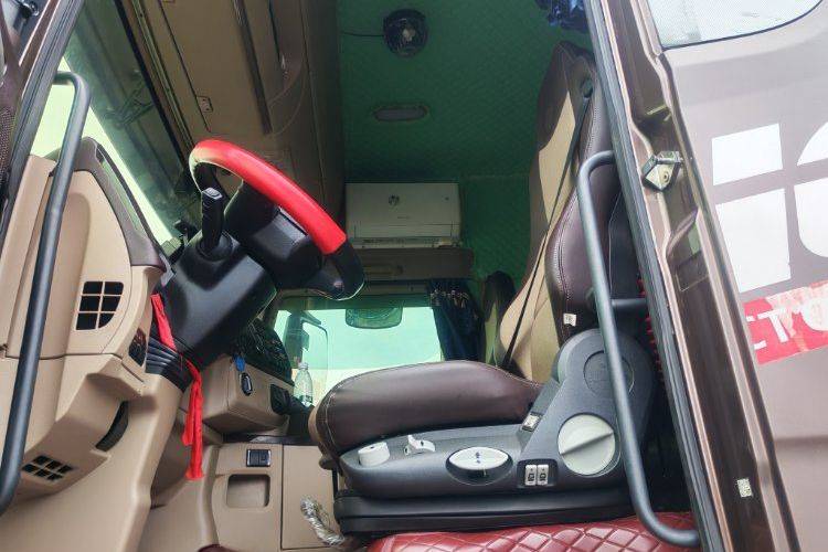 二手东风商用车 290马力 载货车