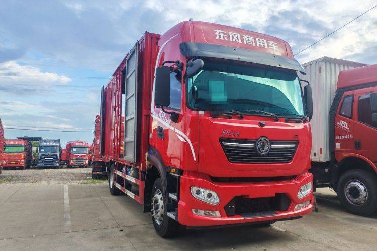 二手东风商用车 290马力 载货车