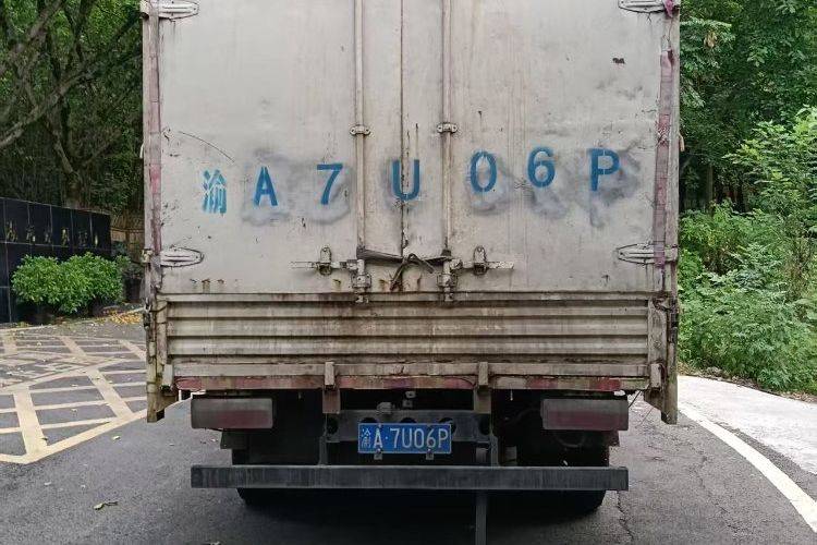 二手一汽解放轻卡 160马力 载货车