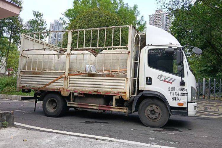 二手一汽解放轻卡 160马力 载货车