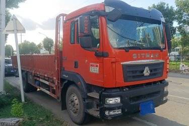 二手中国重汽 汕德卡SITRAK G5重卡 畅行版 240马力 4X2 6.8米栏板载货车(国五) 单桥 曼二手载货车 黄牌图片