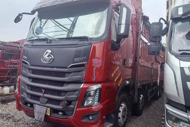 二手东风柳汽 乘龙H7重卡 3.0版 460马力 8X4 9.47米仓栅式载货车(国六) 前四后八 潍柴二手载货车 黄牌图片