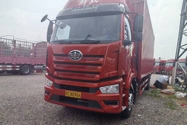 二手一汽解放 J6L 精英版 260马力 4X2 7.8米翼开启厢式载货车(国六) 单桥 锡柴二手载货车 黄牌图片