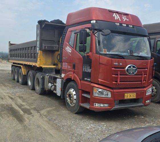 二手一汽解放 460马力 牵引车