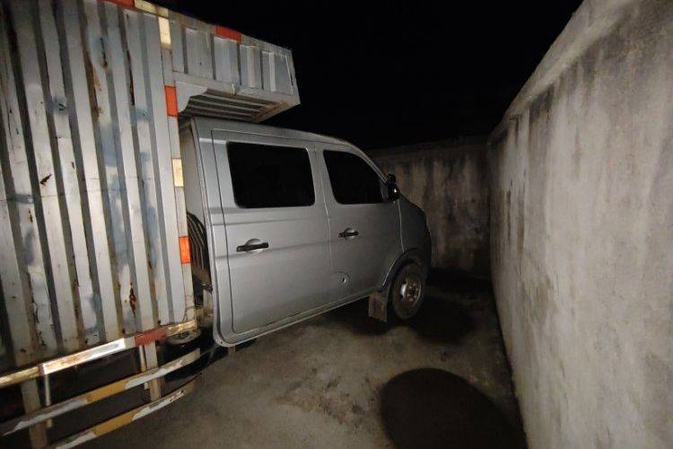 长安跨越 112马力 载货车
