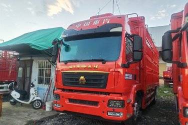 二手中国重汽 汕德卡SITRAK G5S重卡 290马力 4X2 6.75米AMT自动档仓栅式载货车(国六) 单桥 曼二手载货车 黄牌图片