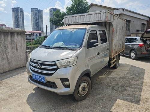 长安跨越 112马力 载货车