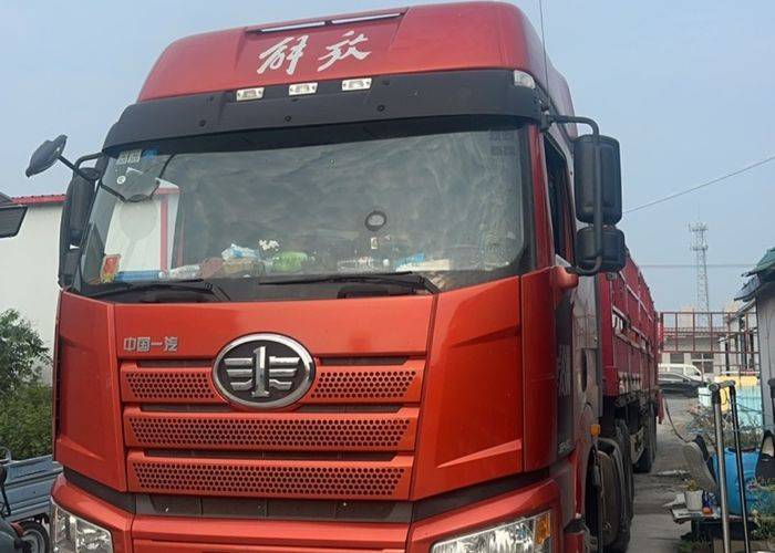 二手一汽解放 460马力 牵引车