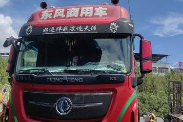 二手东风商用车 天龙旗舰KX 560马力 6X4 AMT牵引车(14挡)(国五) 双驱 康明斯二手牵引车 黄牌