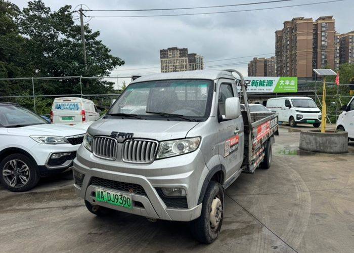 二手SRM鑫源 55.7Wh 电动卡车