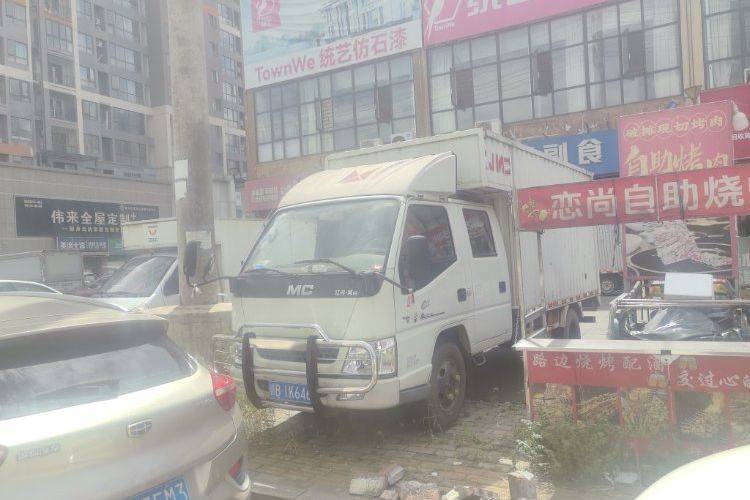 二手江铃汽车 109马力 载货车