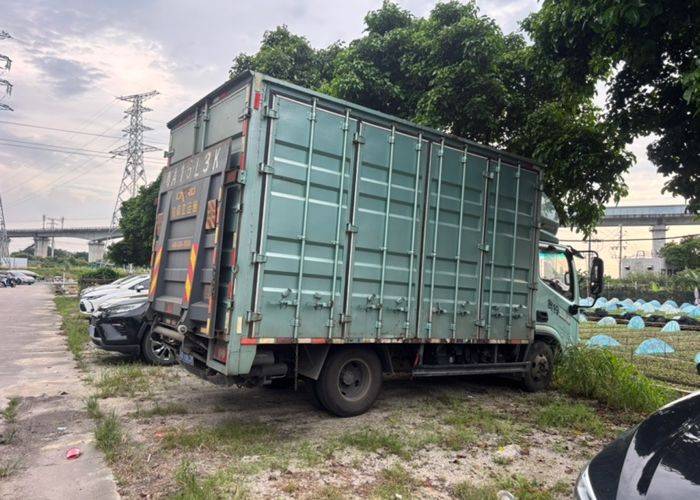 福田奥铃 158马力 载货车