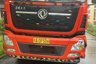 二手东风商用车 天龙VL重卡 292马力 6X2 9.6米栏板载货车(国五) 前四后四 潍柴二手载货车 黄牌