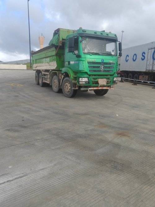 陕汽重卡 350马力 自卸车