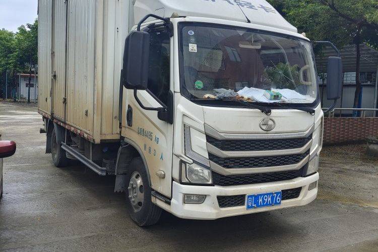 二手上汽轻卡(原上汽跃进) 150马力 载货车
