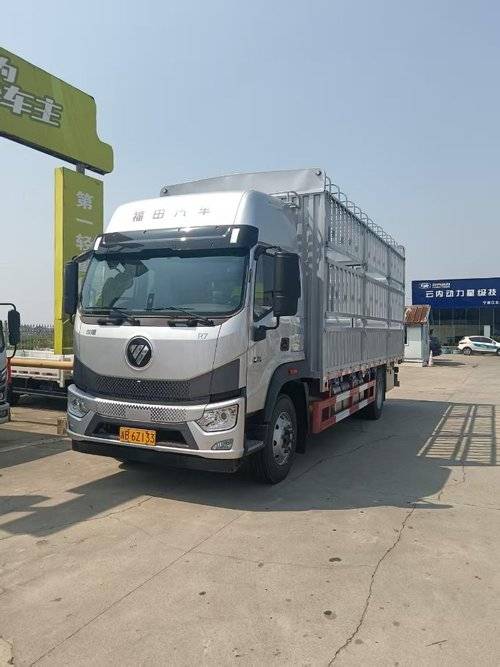 福田欧航 240马力 载货车