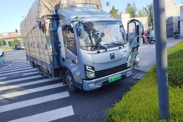 二手徐工轻卡 汉驰 4.5T 4.18米单排插电式混合动力仓栅式轻卡  二手电动卡车电动载货车图片