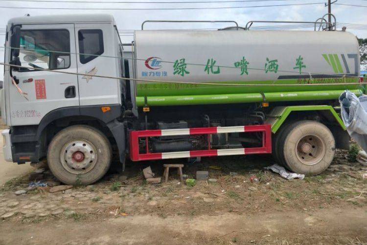 二手东风多利卡 165马力 专用车