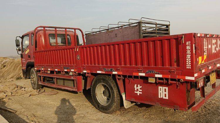 二手江淮德沃斯 168马力 载货车