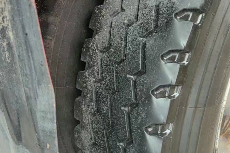 二手江淮格尔发 240马力 载货车
