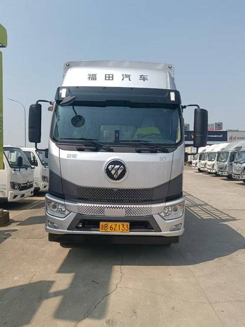 福田欧航 240马力 载货车