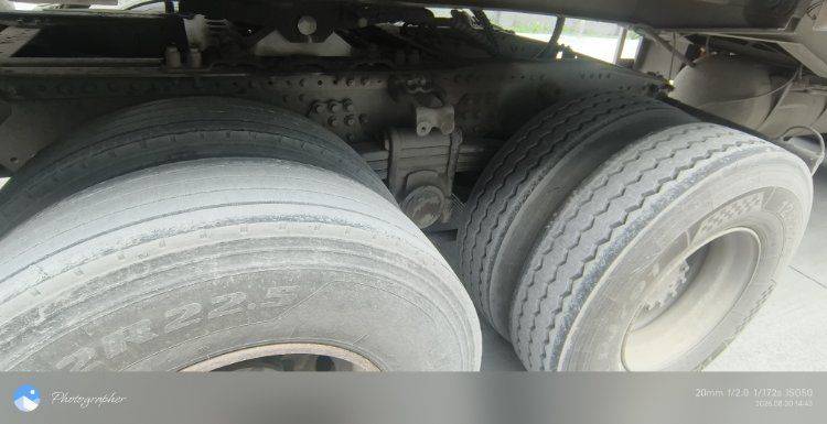 二手一汽解放 550马力 牵引车