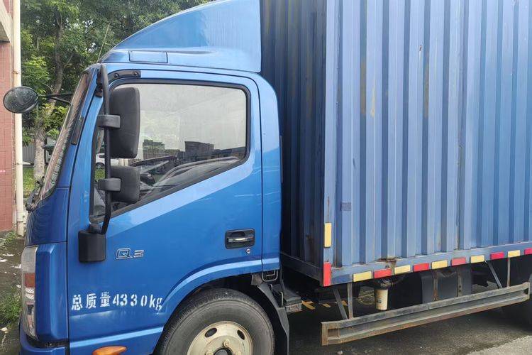 江淮帅铃 132马力 载货车