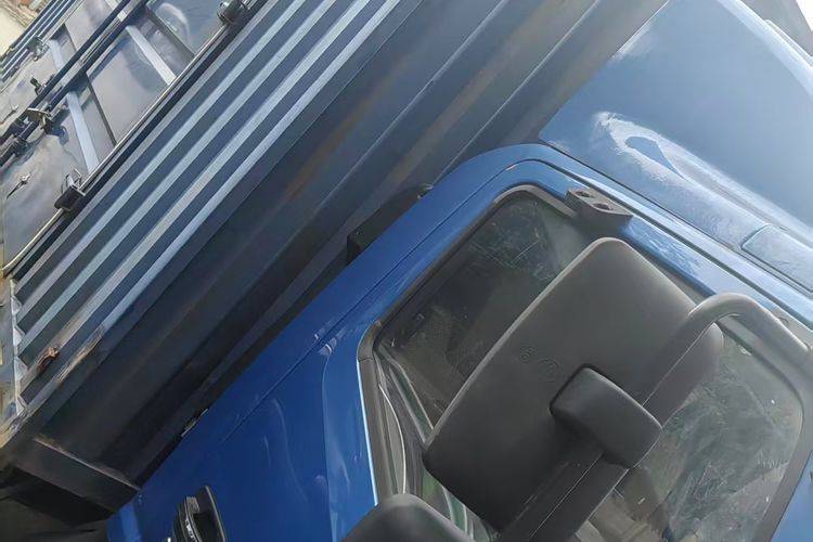 江淮帅铃 132马力 载货车