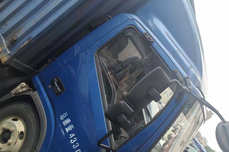 江淮帅铃 132马力 载货车